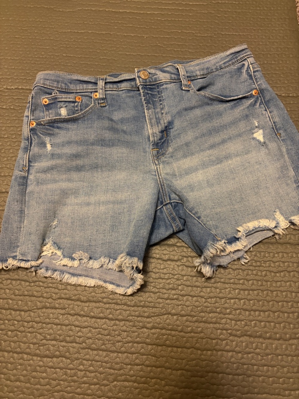 GAP Light Blue 5” Midrise Denim Shorts